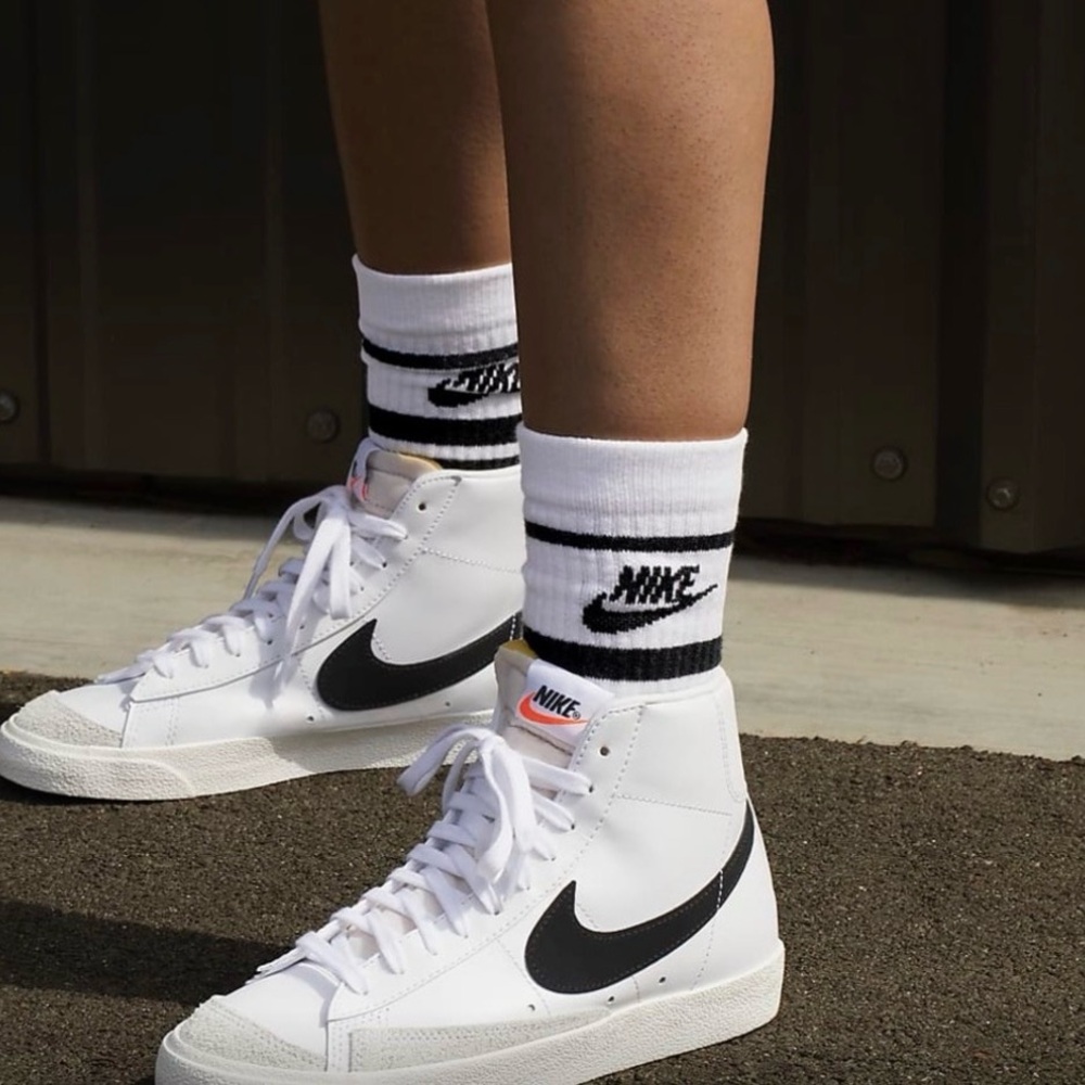 Woman’s Nike Blazer Mid '77